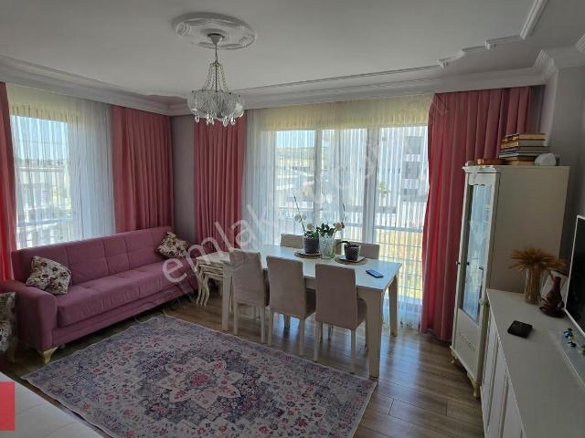 Özgün Emlaktan Turgut Özal Bulvarında 2+1 70 M2 14 Yıllık Daire