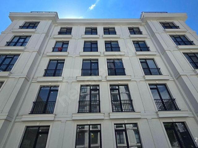 ÖZGÜN EMLAKTAN DENİZ MANZARALI 2+160 m2 SIFIR LÜX DAİRE