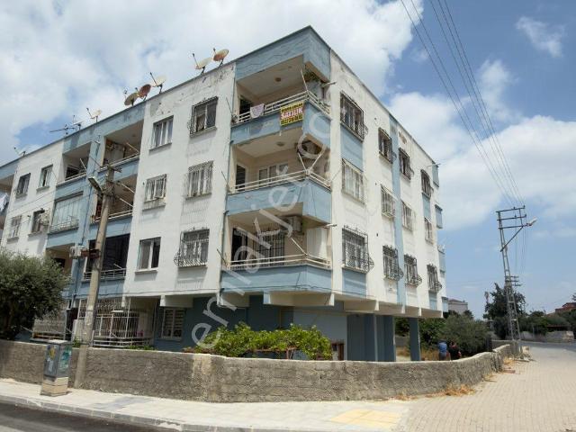 Özgür Emlak’tan Yeşilyurt Mahallesi’nde Satılık 3+1 Daire