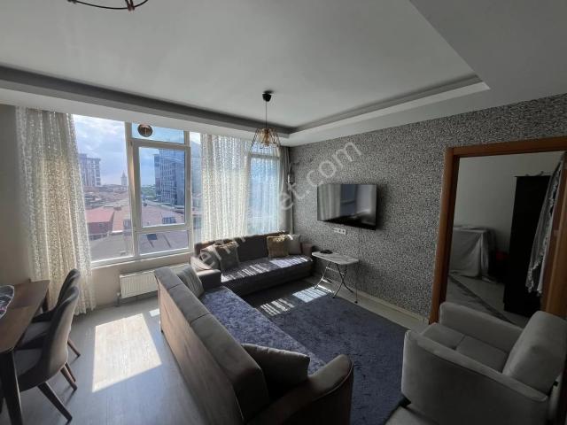 Özgür İnşaat'dan Site İçi 1+1 60m2 8.kat Kiralık Fırsat Daire