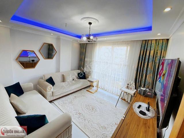 Özgür İnşaat'tan Esentepede 2+1 90m2 6 Yıllık Lüx Ara Kat Daire