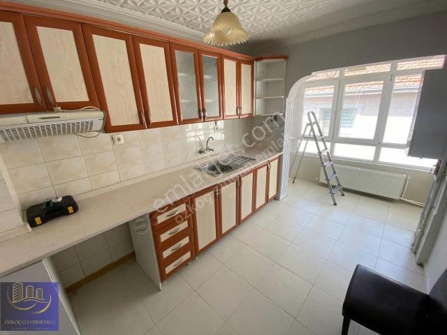 Özkoç'tan Mareşal Çakmak Mah'de 3+1 Tertemiz Satılık Daire