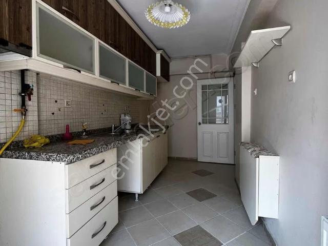 Özlüce Bulvarı Arkası Site İçi 3+1 Kiralık Daire