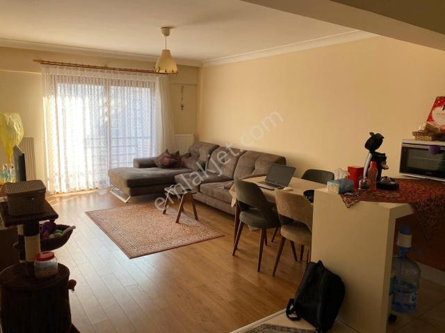 Özlüce Site İçinde Dalgıç Apt. 1+1 Kiralık Daire