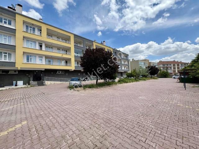Özlem Yardımcı'dan Kosova Mah'de Eşyalı Kiralık 1+1 Daire
