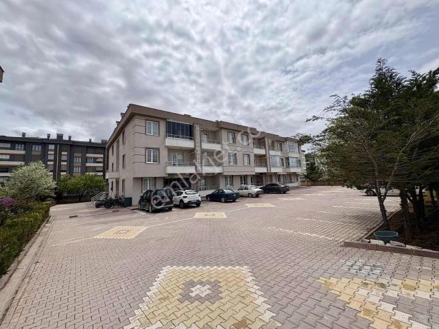 Özlem Yardımcı'dan Selahaddin Eyyübi 'de Kiralık Daire