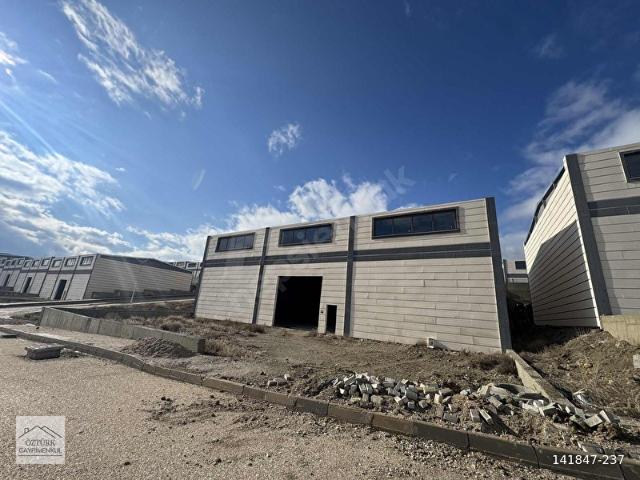 ÖZTÜRK'DEN KÖŞEBAŞI HURDACILAR TOKİ'DE 1.000m2 SATILIK DÜKKAN