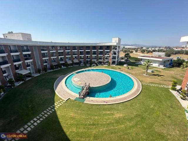 Çözüm Emlak'tan Arena Suites'te 1+1 Eşyalı Satılık Daire