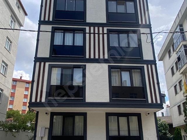 ÇÖZÜM EMLAKTAN CUMHURİYET MAHALLESİNDE SATILIK 2+1 DAİRE