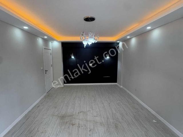 Özyurt'dan Butik Sitede Balkon&ebeveyn Banyolu Giriş