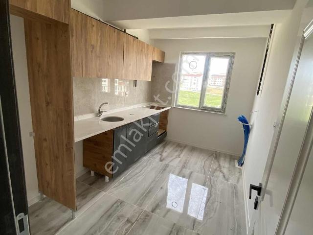 Özyurt'dan Merkezi Konumda 2+1 %80 Kredi İmkanı İle Kupon Daire