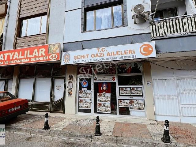 Özyurtlar'dan Karaköy Pazar Yerinde Satılık Dükkan