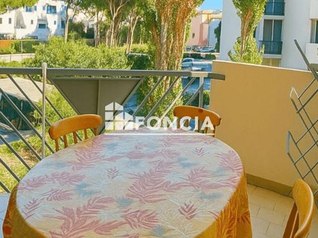 P3 avec terrasse de 7 m2 orienté Sud Est dans une résidence avec piscine