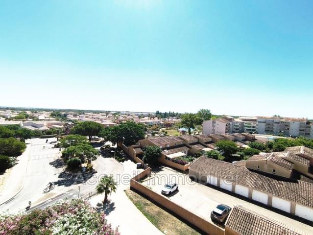 P3 en angle au 5ème étage avec vue dégagée et aperçu sur le la