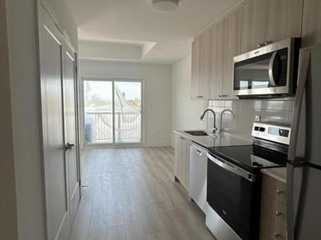 P11 25 Palace Street, Kitchener, ON, N2E 0L3 townhouse for lease | Listing ID X13558 | Royal LePage