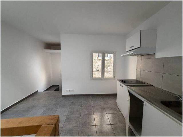 P1 duplex