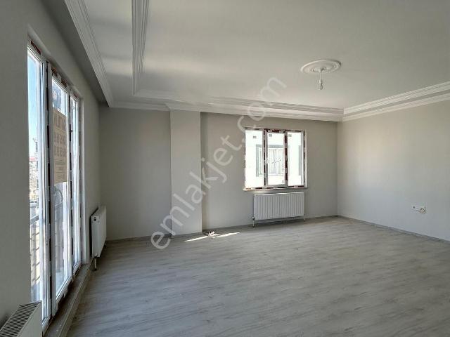 Pınar Mahallesi Kiralık 2+1 Arakat Sıfır Daire