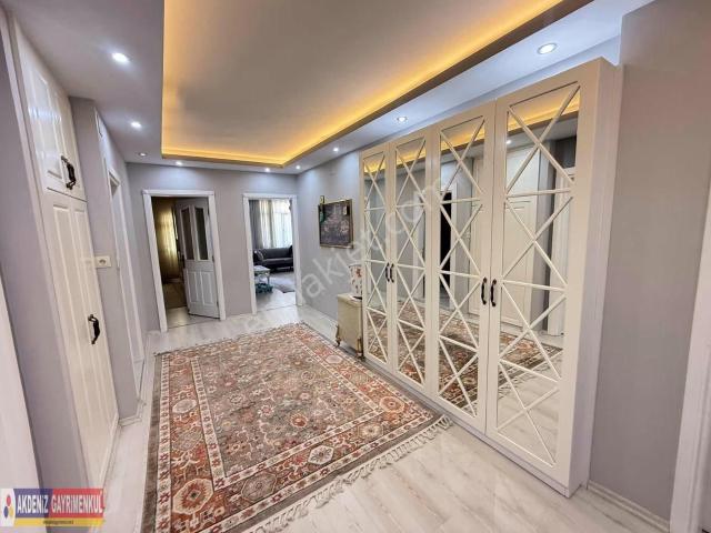 Pınar Mahallesinde 3+1 Oturumlu 180 M2 Full Yapılı Cazip Daire