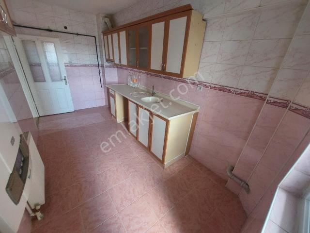 Pınarbaşı Mahallesinde Merkezi Konumda 3+1 Satılık Daire