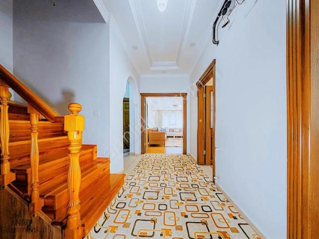 Pınarbaşı Cad. Üzerinde Satılık 4+2 Dubleks Daire