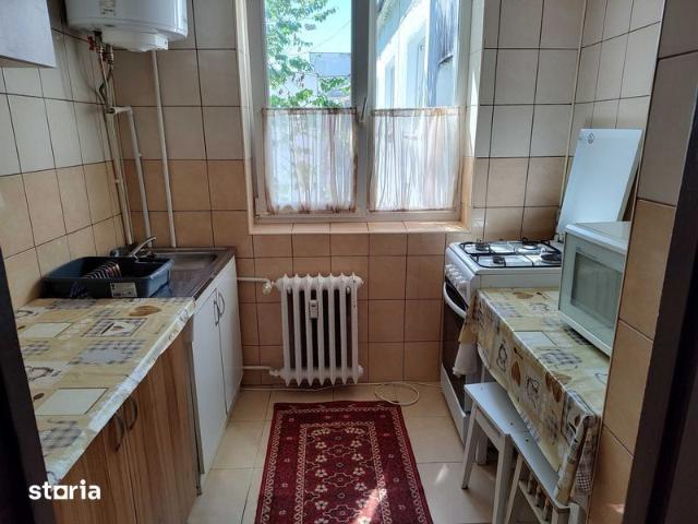 P.F inchiriez apartament 2 camere