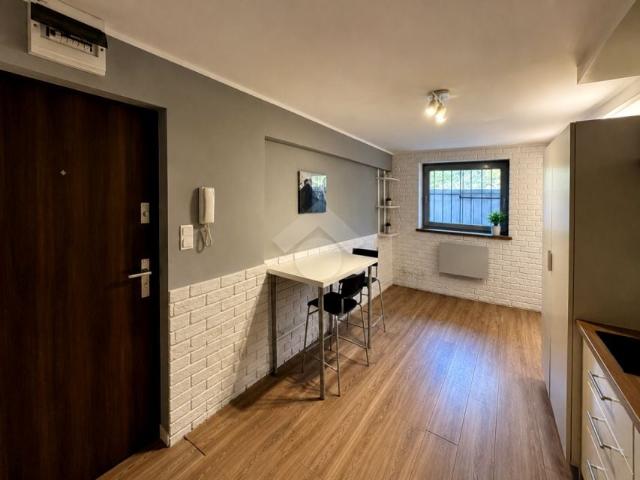 Płk. Władysława Beliny Prażmowskiego 17 m², Kraków