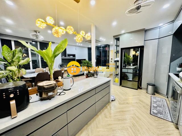 Đẹp lắm chdv cao cấp ba đình 92m7t10p full đồ kép kín. Ô tô đỗ cửa, đầy đủ gpxd, pccc
