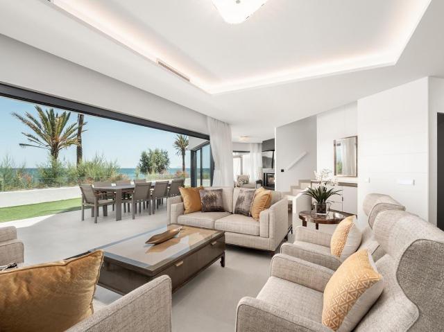 p> Para recibir más información, solo para clientes/compra. 364m² Estepona