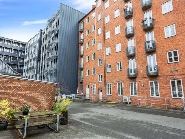 P plads 6 på Smallegade – central og tryg parkering