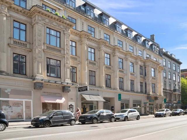 P plads 8 på Gammel Kongevej – central og rolig parkering