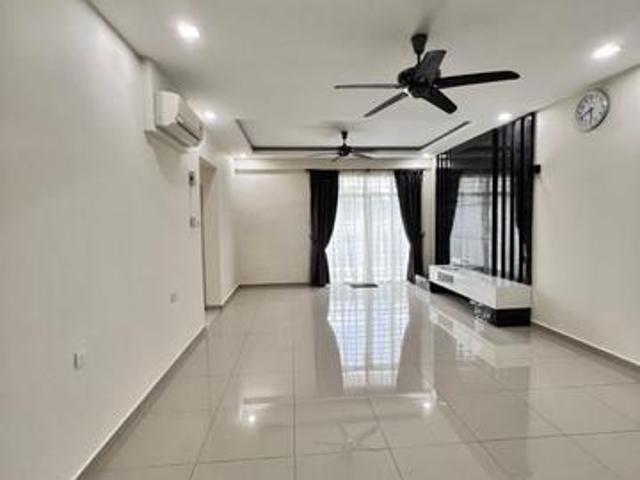 P RESIDENT PERMAS JAYA Ground Floor Available