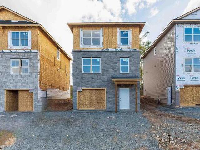 Pc 10 38 Pearlgarden Close, Dartmouth, NS, B2X 2E8 house for sale | Listing ID 202500 | Royal LePage