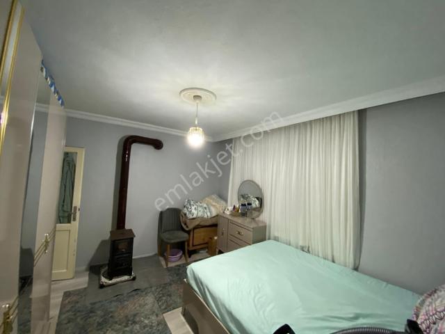 Paşa Mh. Ptt Arkası 2+1,127 M2. Satılık Daire