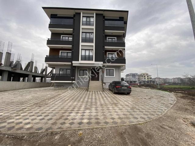 Paşaalanı Mah. Geniş Kullanışlı Kiralık 1+1 Eşyasız Daire