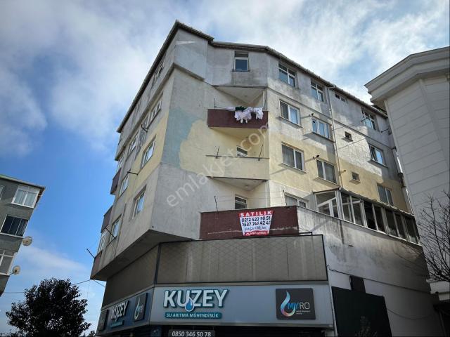 Paşa'dan Pelicanın Dibinde Ulaşım Ve Caddenin Dibinde 2+1 Ara Kat 95m2 Daire