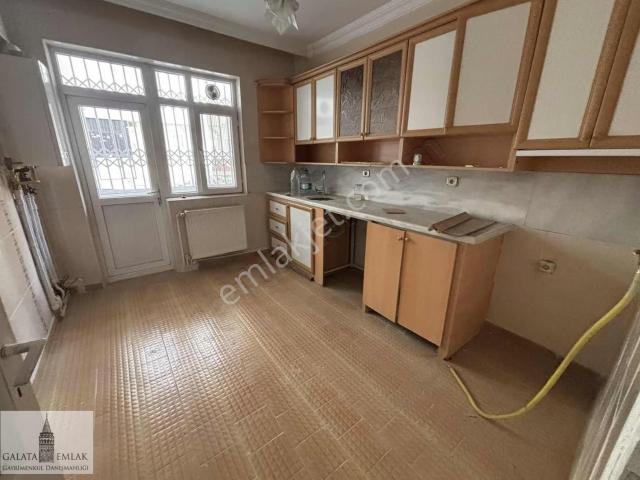 Paşaköşkünde 2+1 Satılık Daire
