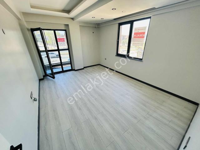 Paşakent Mah. 1+1 Ayrı Mutfaklı Balkonlu Kiralık Daire