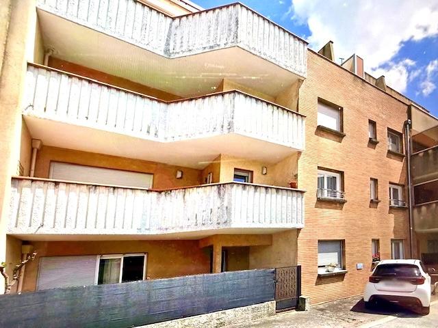 PAMIERS: DANS RESIDENCE SECURISEE APPARTEMENT DE TYPE 3 A VENDRE AVEC TERRASSE ET PARKING