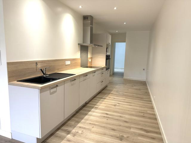 PAMIERS: IMMEUBLE DE RAPPORT A VENDRE COMPOSE DE 3 LOTS ENTIEREMENT RENOVE