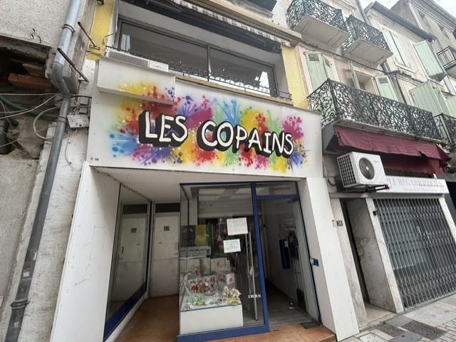 PAMIERS: LOCAL COMMERCIAL DE 65 M2 A VENDRE VIDE DE TOUTE LOCATION OU OCCUPATION