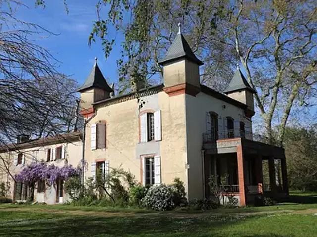 Pamiers 09100 Achat / Vente maison 14 pièces t14
