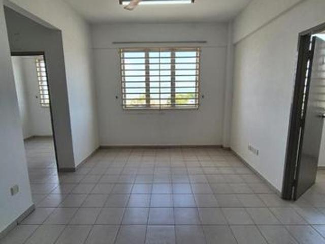 Pantai Apartment 3rd Floor For Sale Butterworth