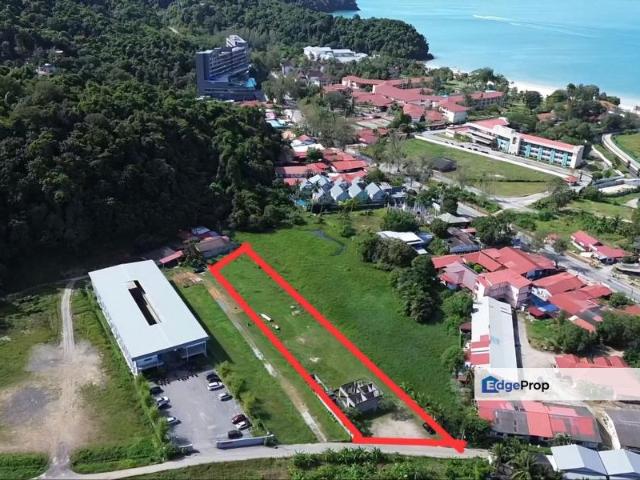 Pantai Tengah