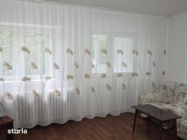 Pantelimon, Bd. Chisinau, Diham, Parcul National, semistradal