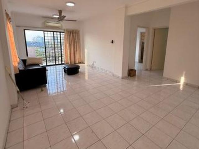Pan Vista Apartment Bandar Baru Permas Jaya For Rent