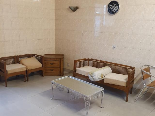 Panchsheel Enclave, South Delhi 4 Bedroom 423 Sq. Yd. Builder Floor in Panchsheel Enclave Delhi Listing ID: #10271