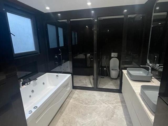 Panchsheel Park, South Delhi 5 Bedroom 9800 Sq. Ft. Builder Floor in Panchsheel Park Delhi Listing ID: #10054