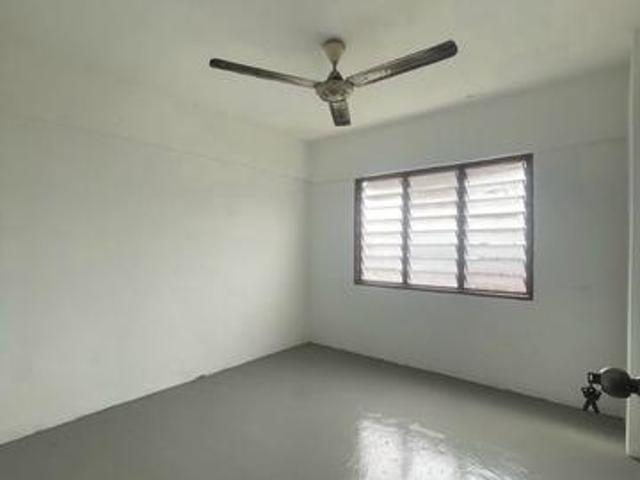 Pandamaran KlangPangsapuri Permai Indah Low Cost Flat For Sale