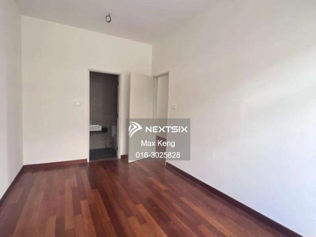Pandamaran Port klang Fully Extended Good Condition Below Market Price