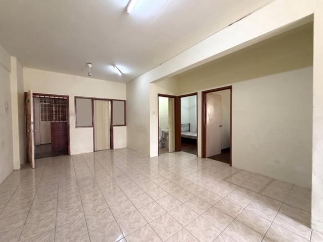Pandan Court 3B2B Corner Unit Balcony East Facing Near Hospital Ampang